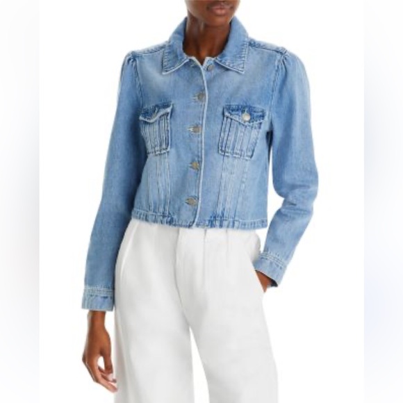 PAIGE Jackets & Blazers - PAIGE cropped pacey jacket in Light Wash denim size S